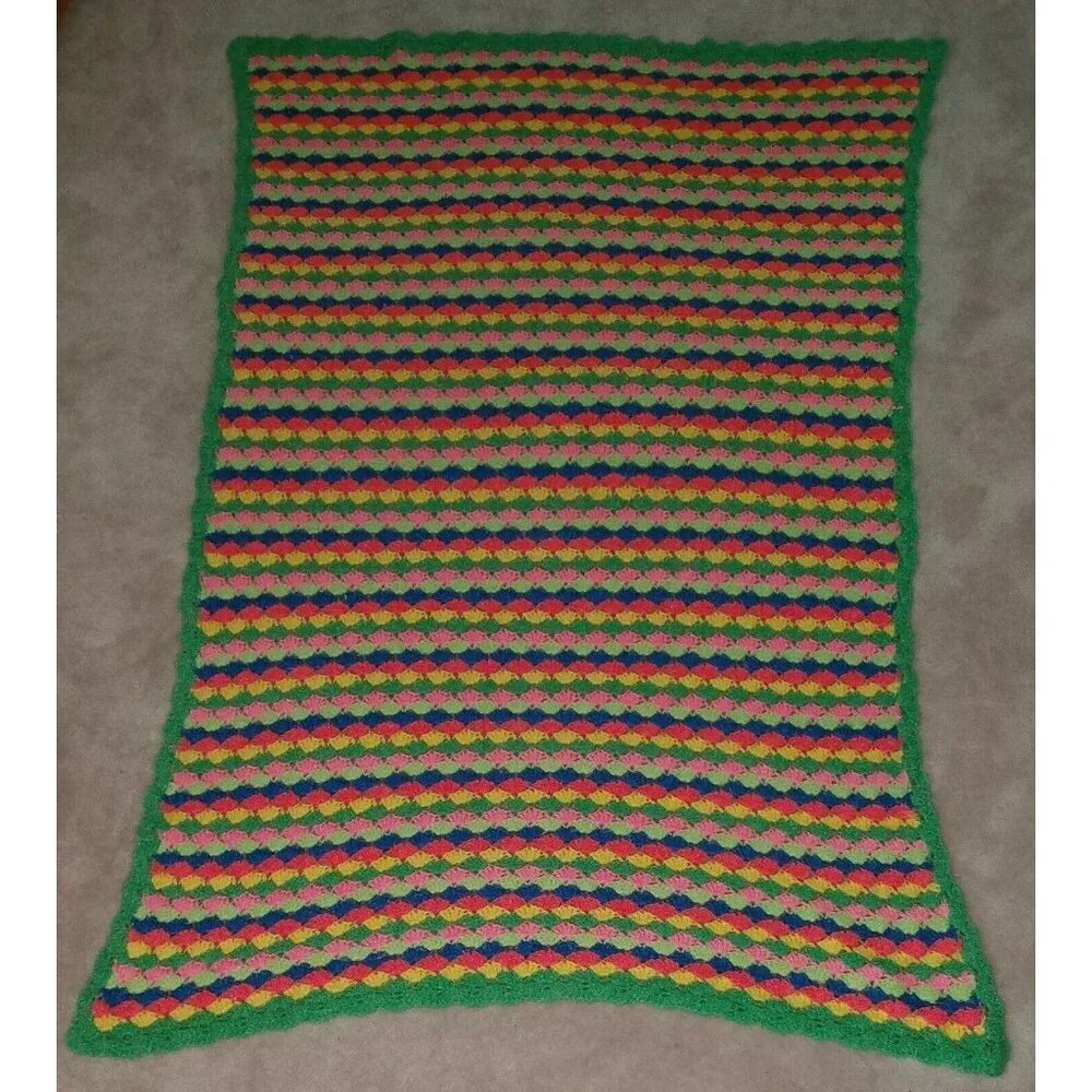 VTG Handmade Knit Blanket 45